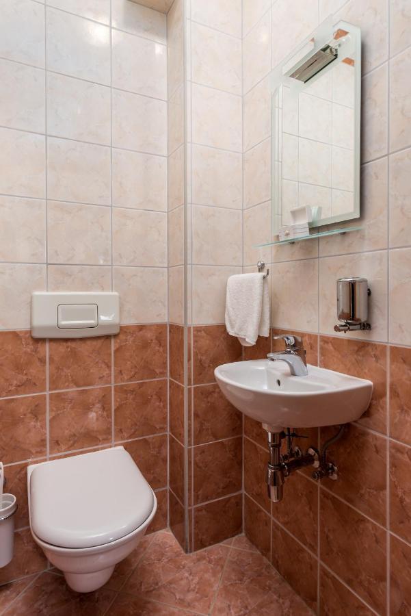 Summer Breeze Apartment With A Pool Опатия Екстериор снимка
